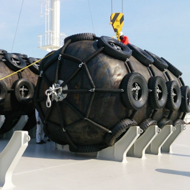 Yokohama pneumatic rubber fender for Harbour authorities - Buy marine ...